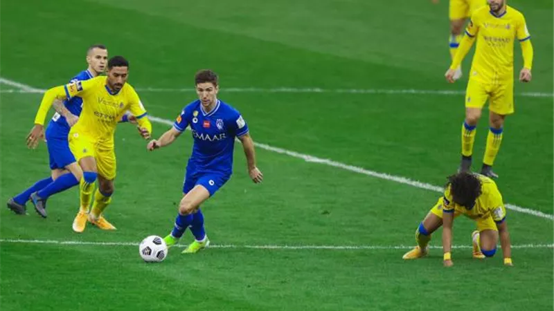النصر بطلًا للسوبر السعودي على حساب الهلال