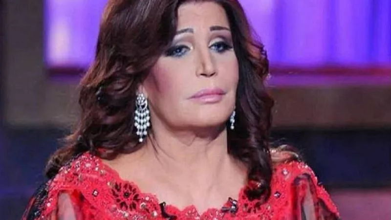 نجوى فؤاد تتصدر التريند بلقاء مؤثر مع لطفي لبيب في مهرجان الزمن الجميل