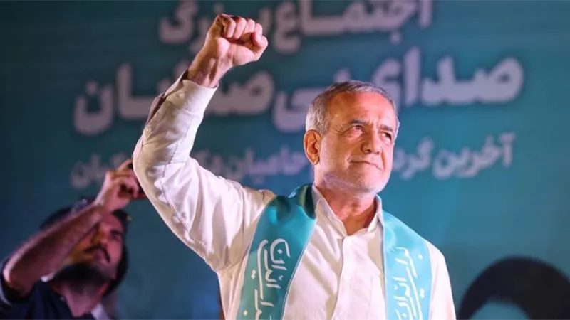 أزمات داخلية والسياسة الخارجية.. أبرز تحديات رئيس إيران الجديد