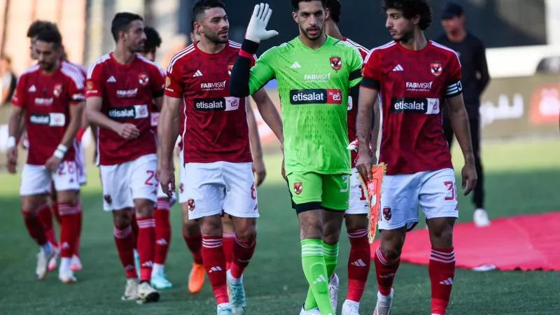 الشوط الأول.. التعادل السلبي يسيطر على مباراة الأهلي وطلائع الجيش بالدوري