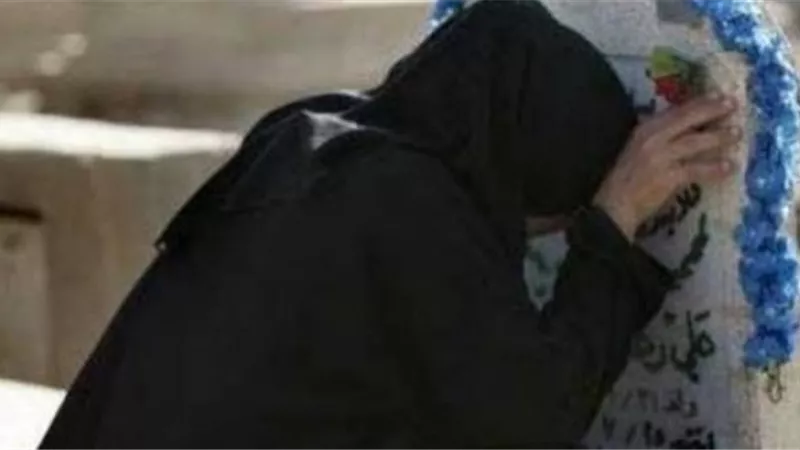 لمن يبكي كثيراً.. هل يعذب البكاء الميت ونحاسب عليه ؟