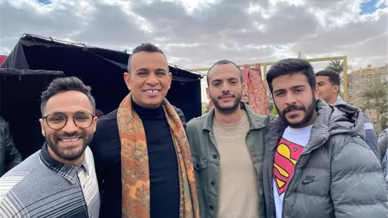 بالصور.. عبد الرحمن رشدي يجمع الليثي وأمير عيد وأحمد كامل في ألبوم ”الأسئلة”