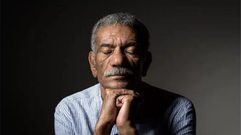 إصابة سيد رجب بفيروس كورونا والفنان يحتاج للدعاء