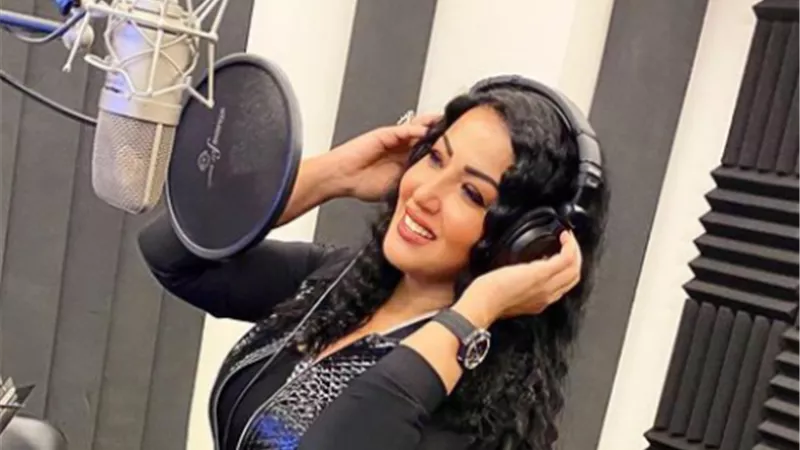 سمية الخشاب تستعد لطرح عمل غنائي جديد