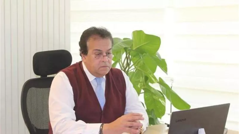 لطلاب المعادلات .. بيان هام من التعليم العالي بشأن الالتحاق بالأماكن الشاغرة بالجامعات الخاصة