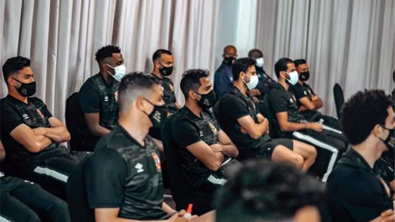 الأهلي ضد بايرن ميونخ.. التعليمات الأخيرة للاعبي الأحمر قبل التحرك للملعب