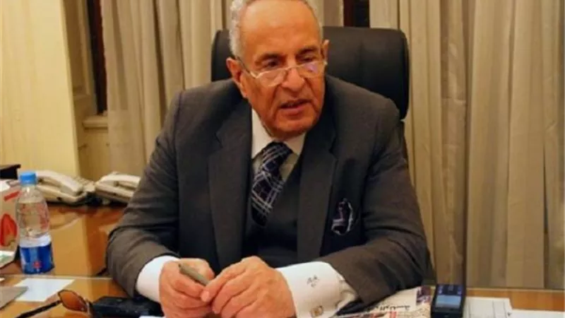 أبرزهم داود وسباق والهضيبي .. أبو شقة يعلن فصل 10 من أعضاء حزب الوفد