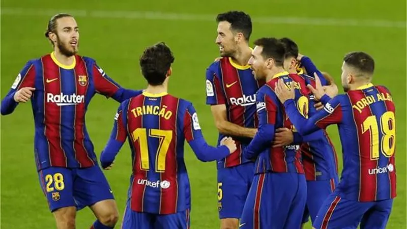 الليلة.. برشلونة ضيفا على إشبيلية في نصف نهائى كأس ملك إسبانيا