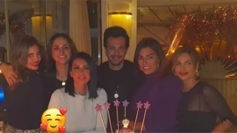 طليق أنغام يحتفل بعيد ميلاده مع زوجته الأولى: يخليكي ليا يا أم العيال