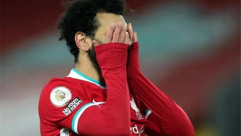 صحيفة بريطانية تكشف حقيقة رحيل  محمد صلاح عن ليفربول