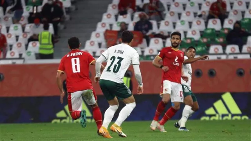 الشوط الأول.. الأهلي يتعادل سلبياً أمام بالميراس بمونديال الأندية