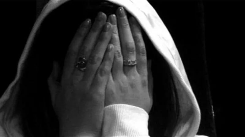 يصبح أحياناً عجز وضعف.. أمور هامة لا تعرفها عن الحياء والخجل