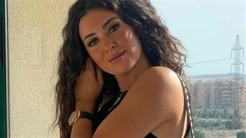 ميرنا نور الدين بإطلالة متميزة في أحدث ظهور لها