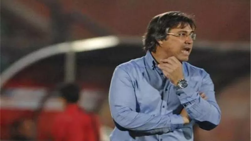 أشرف قاسم : طائرة خاصة لنقل الزمالك للسنغال