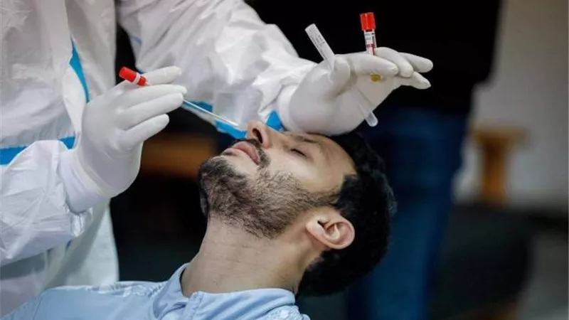 مسحة طبية للاعبي الأهلي استعداداً لمواجهة المريخ السوداني