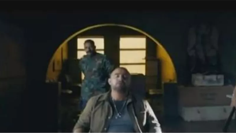 دم المصريين خط أحمر.. البرومو الأول لفيلم ”السرب” يكشف بطولات القوات الجوية المصرية ضد داعش (فيديو)