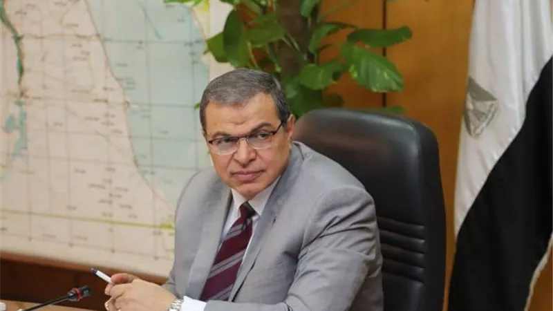 من بين 2293 عاطل .. القوى العاملة تٌعين 696 شاباً بأسيوط خلال يناير