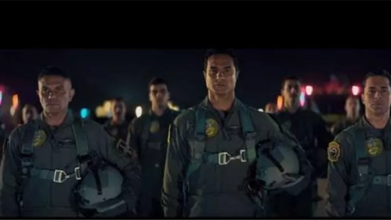 حكاية فيلم ”السرب” يحكي انتقام الجيش من الدواعش بعد عملية ذبح الأقباط.. ولهذا السبب يظهر الرئيس السيسي في الأحداث