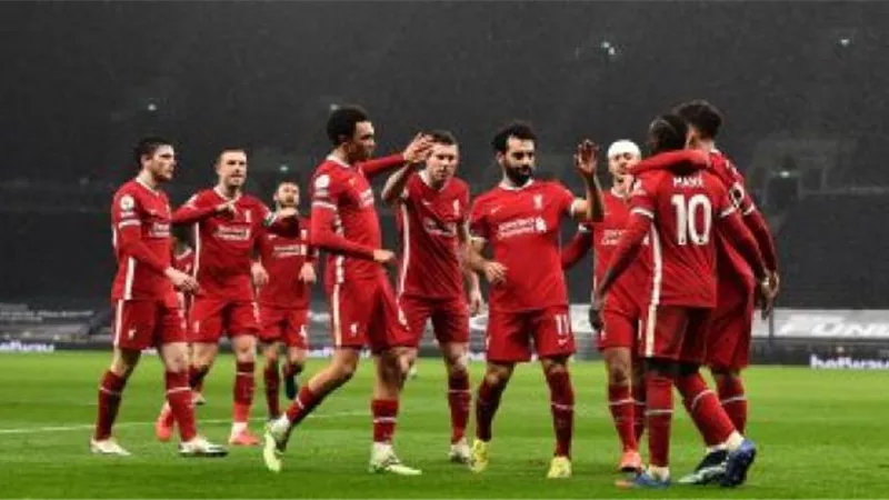محمد صلاح يقود هجوم ليفربول أمام لايبزيج بدوري الأبطال