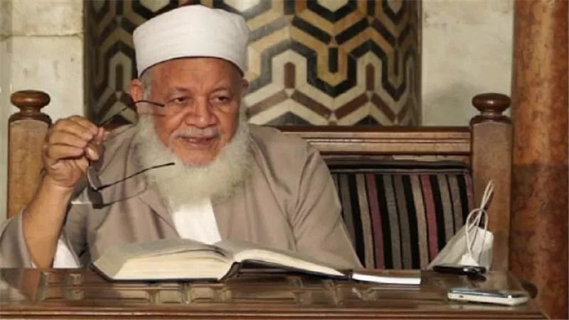 شاهد.. كيف شيعت جنازة شيخ السادة المالكية بالأقصر؟