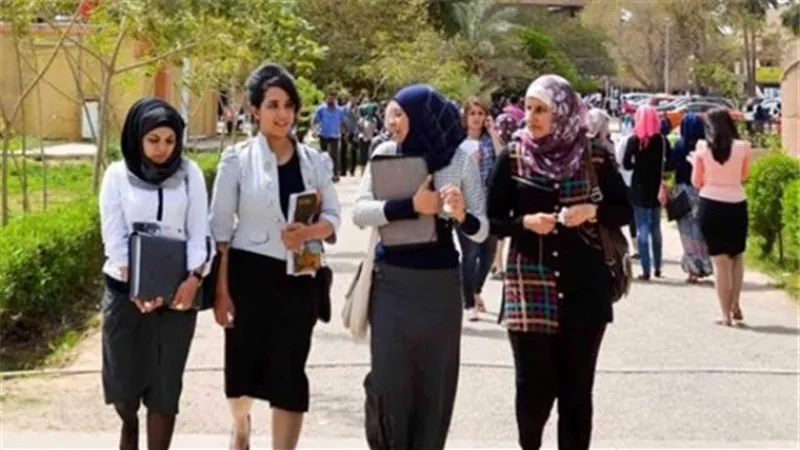لطلاب الجامعات .. تعرف على نسبة الحضور المطلوبة منك وفق نظام التعليم الهجين