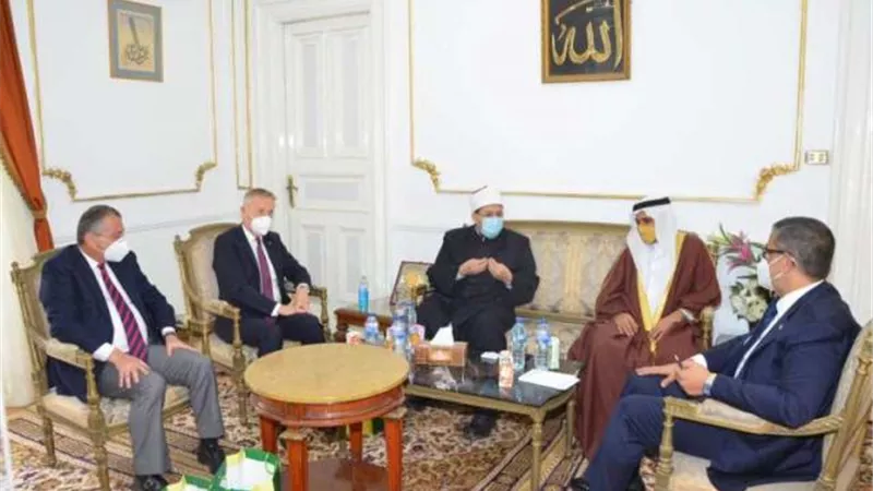 صور.. وزير الأوقاف يستقبل وفدين رسميين من جهات دولية لمكافحة الإرهاب