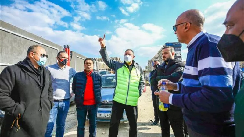 الخطيب يقوم بجولة تفقدية للمشاريع الإنشائية بفرع مدينة نصر