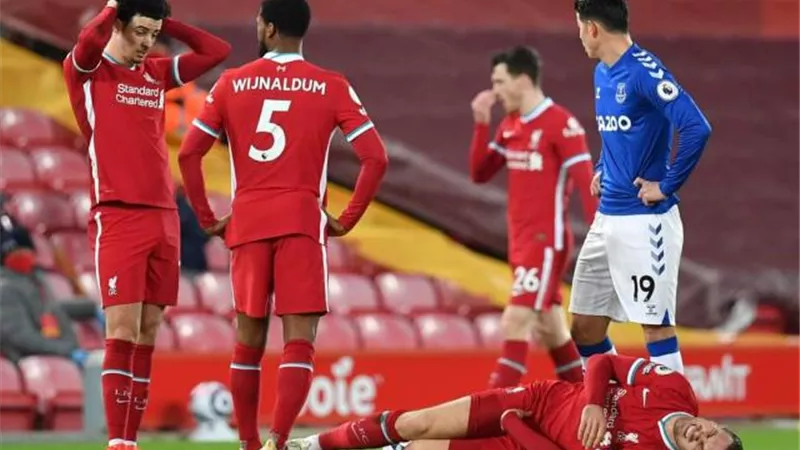 إيفرتون يضاعف معاناة ليفربول وينهي انتظارا دام لأكثر من 21 عاما عبر ديربي الميرسيسايد