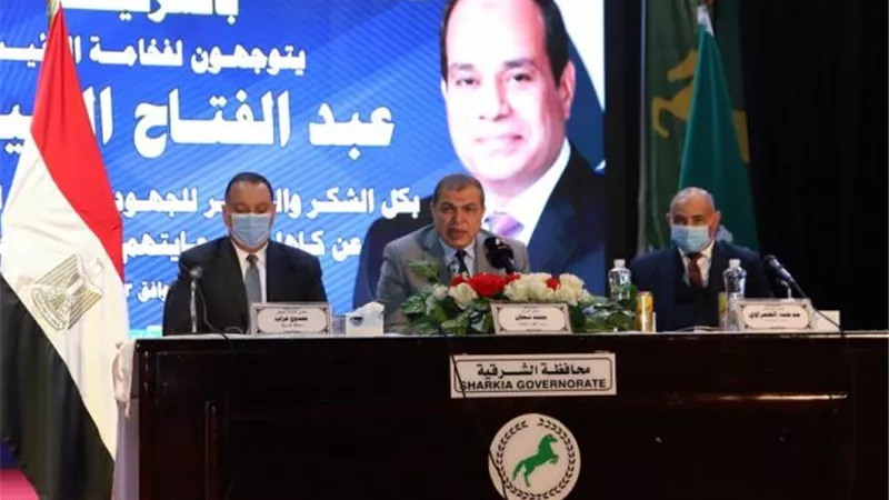 شاهد.. تسليم 9697 وثيقة بوليصة تأمين تكافلى جديدة  ضد الحوادث للعمالة غير المنتظمة