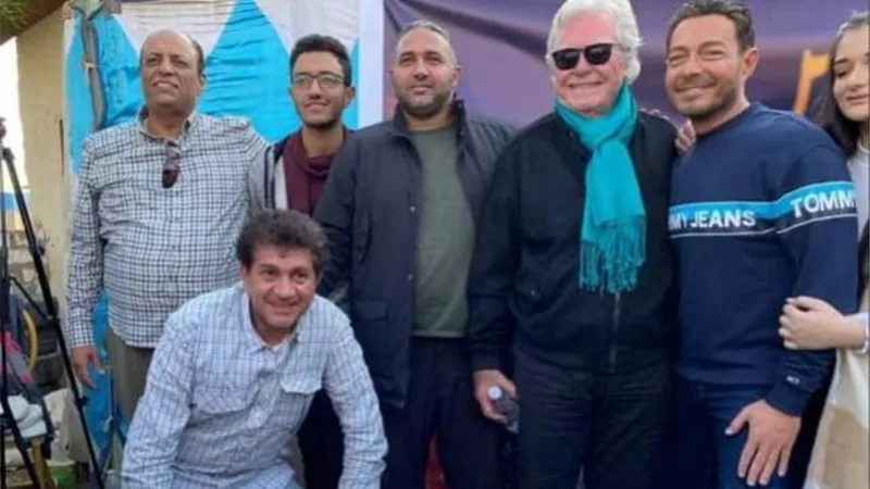 صور.. حسين فهمي وأحمد زاهر يبدآن تصوير فيلم ”فارس”