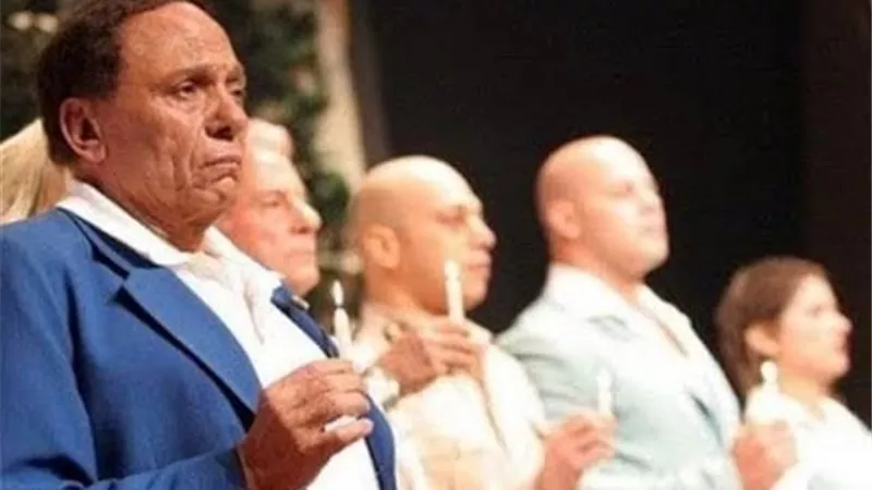 صدمة للزعيم.. الجمهور يهاجم مسرحية ”بودي جارد” ويصفها بأنها دون المستوى
