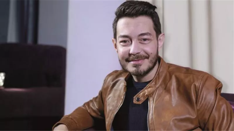 ذبح خروفين.. أحمد زاهر يبدأ تصوير فيلمه الجديد