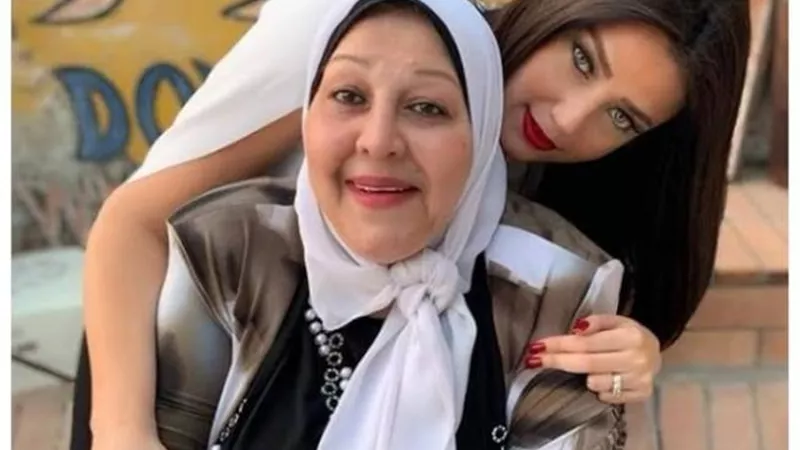 تفاصيل الساعات الأخيرة في حياة والدة رضوي الشربيني