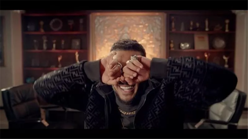 محمد رمضان يطرح أحدث كليباته الغنائية ”أنا البطل”.. فيديو