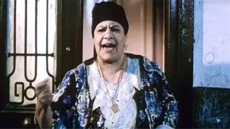 بدايتها كانت مع فريد شوقي.. ولها قصة مثيرة مع الزعيم عادل إمام ورحلت بعد صراع مع المرض .. حكايات ليلي الإسكندرانية