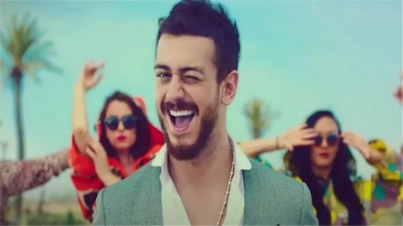 إعادة فتح قضية اغتصاب سعد لمجرد لفتاة قاصر.. ويواجه حكم بالسجن 20 عامًا
