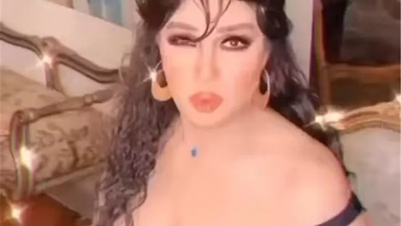 فيفي عبده بإطلالة جريئة في أحدث ظهور لها