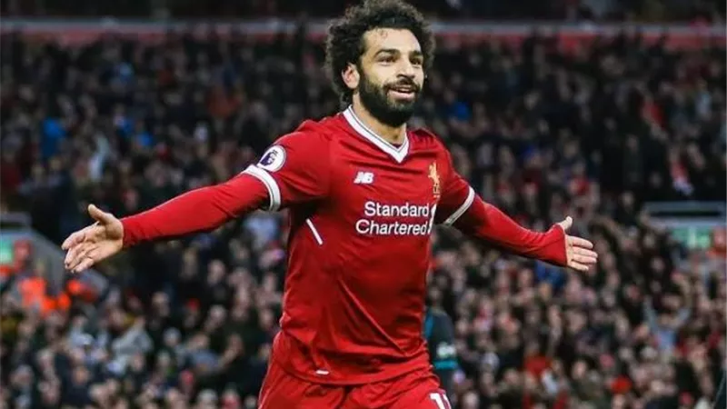 محمد صلاح يقود هجوم ليفربول أمام فولهام