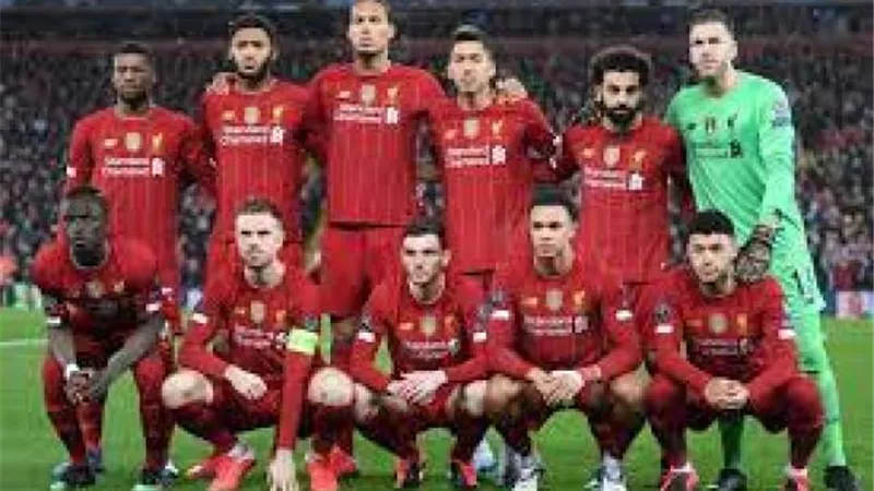 اطردوا الألماني.. جماهير ليفربول تطالب بإقالة كلوب