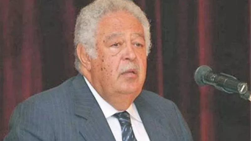 عاجل.. نقيب المحامين يكشف قضية فساد كبرى