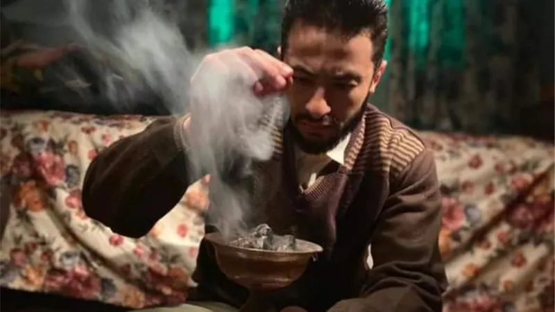 شاهد.. أحدث ظهور لـ حمادة هلال بصحبة فريق عمل مسلسل ”المداح”