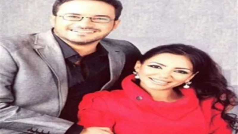 5 معلومات عن طليقة محمد رجب التي خطفت الأنظار.. سعودية وفنانة تشكيلية