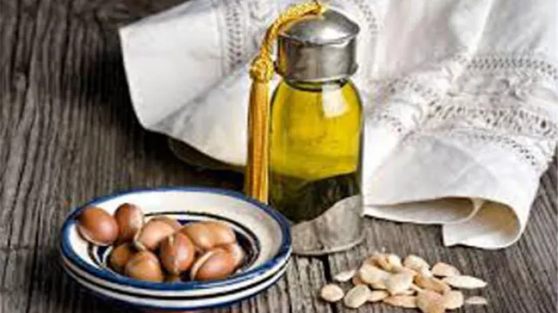 زيت يُحارب الشيخوخة ويُعالج علامات التمدد...تعرف عليه