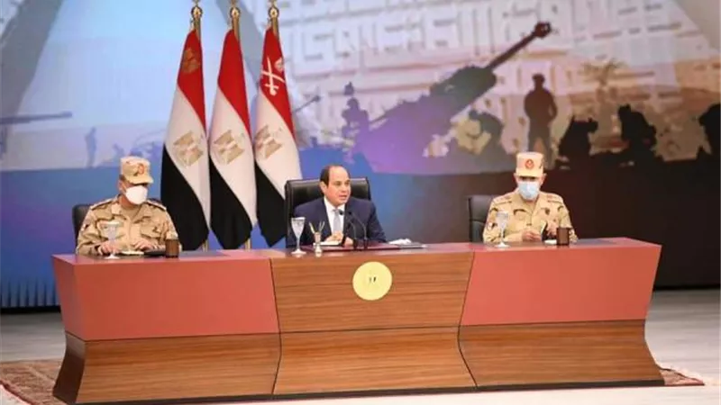 بالفيديو.. نص حوار السيسي مع قادة القوات المسلحة
