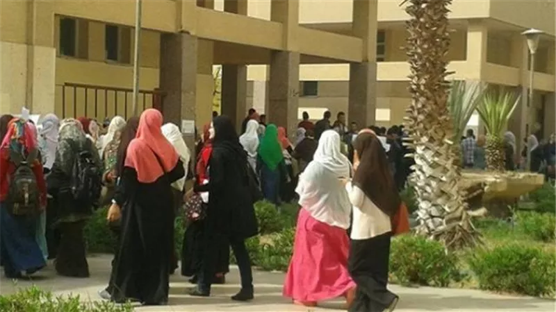 قرار رسمي.. تأجيل امتحانات الفصل الدراسي الأول بكليات البنات وإخلاء المدينة الجامعية فوراً