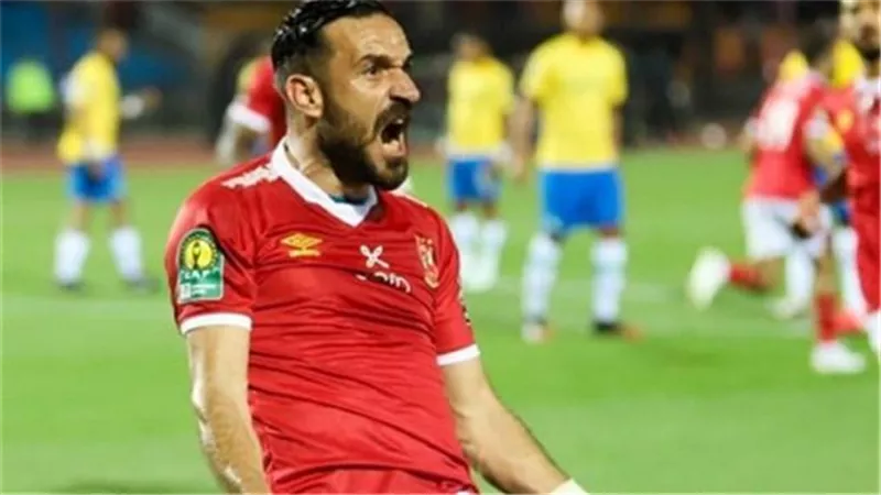 لعنة الإصابة .. بيان من طبيب منتخب تونس بشأن اعتزال علي معلول