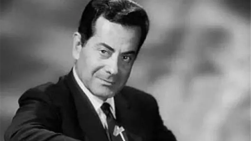كان سببًا في صعوده لسماء النجومية ولم يتخلى عنه بعد شهرته.. حكاية حذاء فريد الأطرش الذي يعتبره تميمة حظه