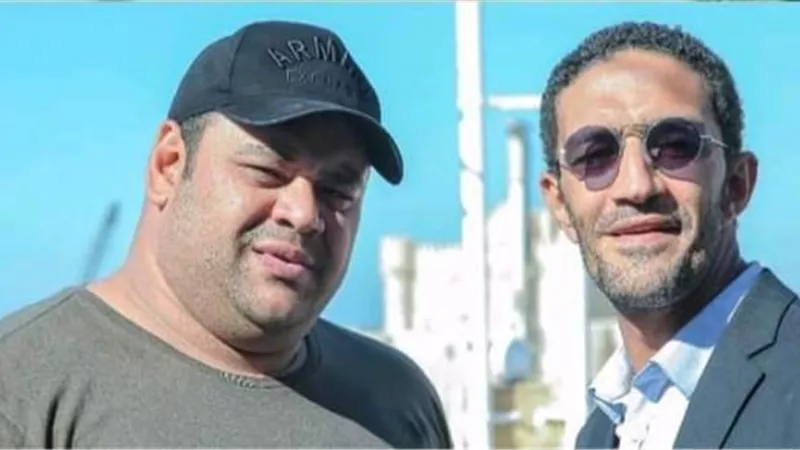 محمد ممدوح يهنىء خالد كمال بعيد ميلاده: أخويا وعشرة عمري