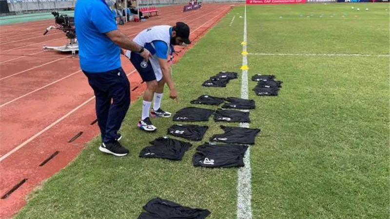 بعد كارثة ”بودرة الهرش”.. بيراميدز يتقدم بشكوى للكاف ضد نادي نامونجو