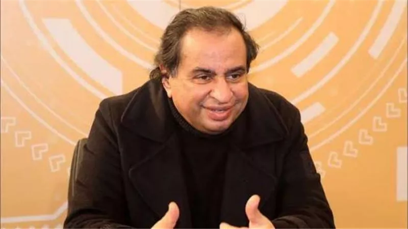 صلاة الجنازة على رائد لبيب بمسجد السيدة عائشة بعد صلاة العصر